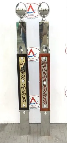 80 X 80 Wooden Golden Diamond Master Pillar